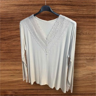 Pull coll dentelle beige