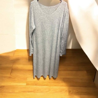 Robe t-shirt longue grise   Taille unique   36/44
