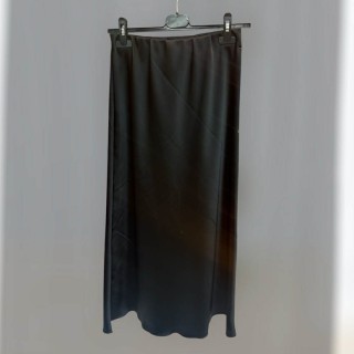 Jupe effet satin noir