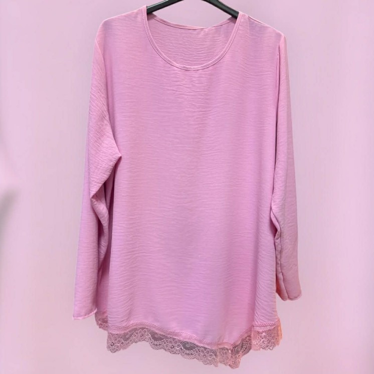 Pull rose dentelle