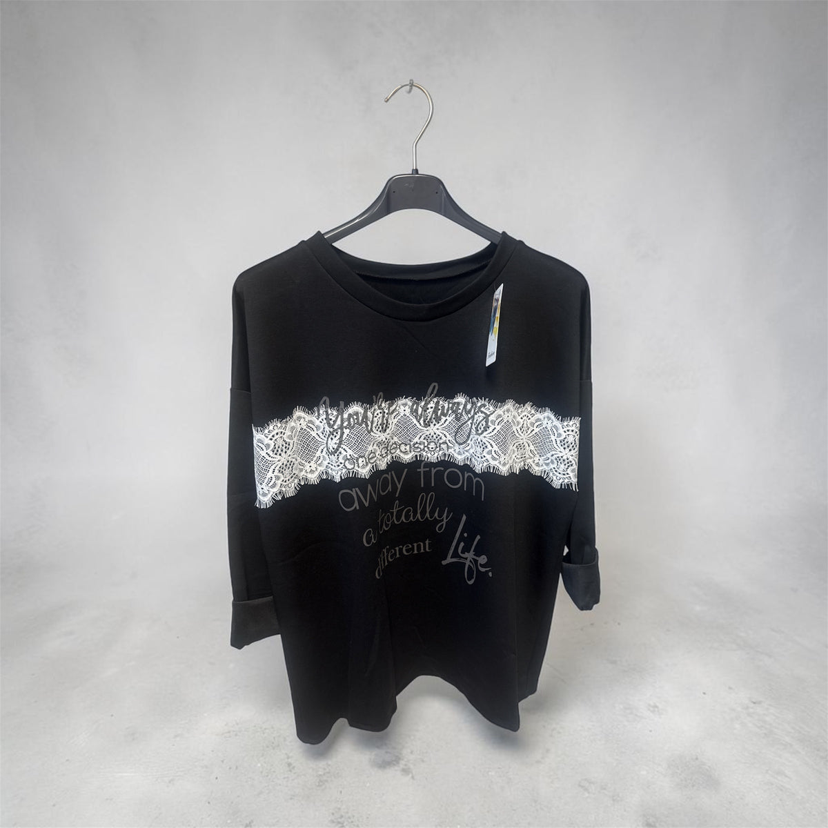 Pull dentelle noir