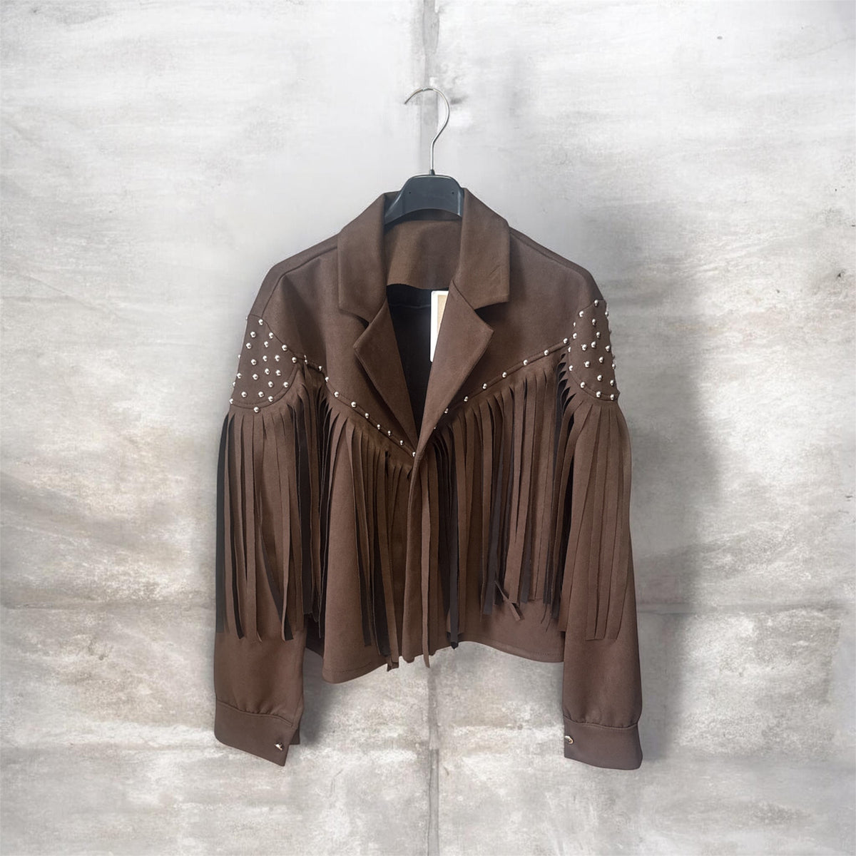 Veste noire à franges