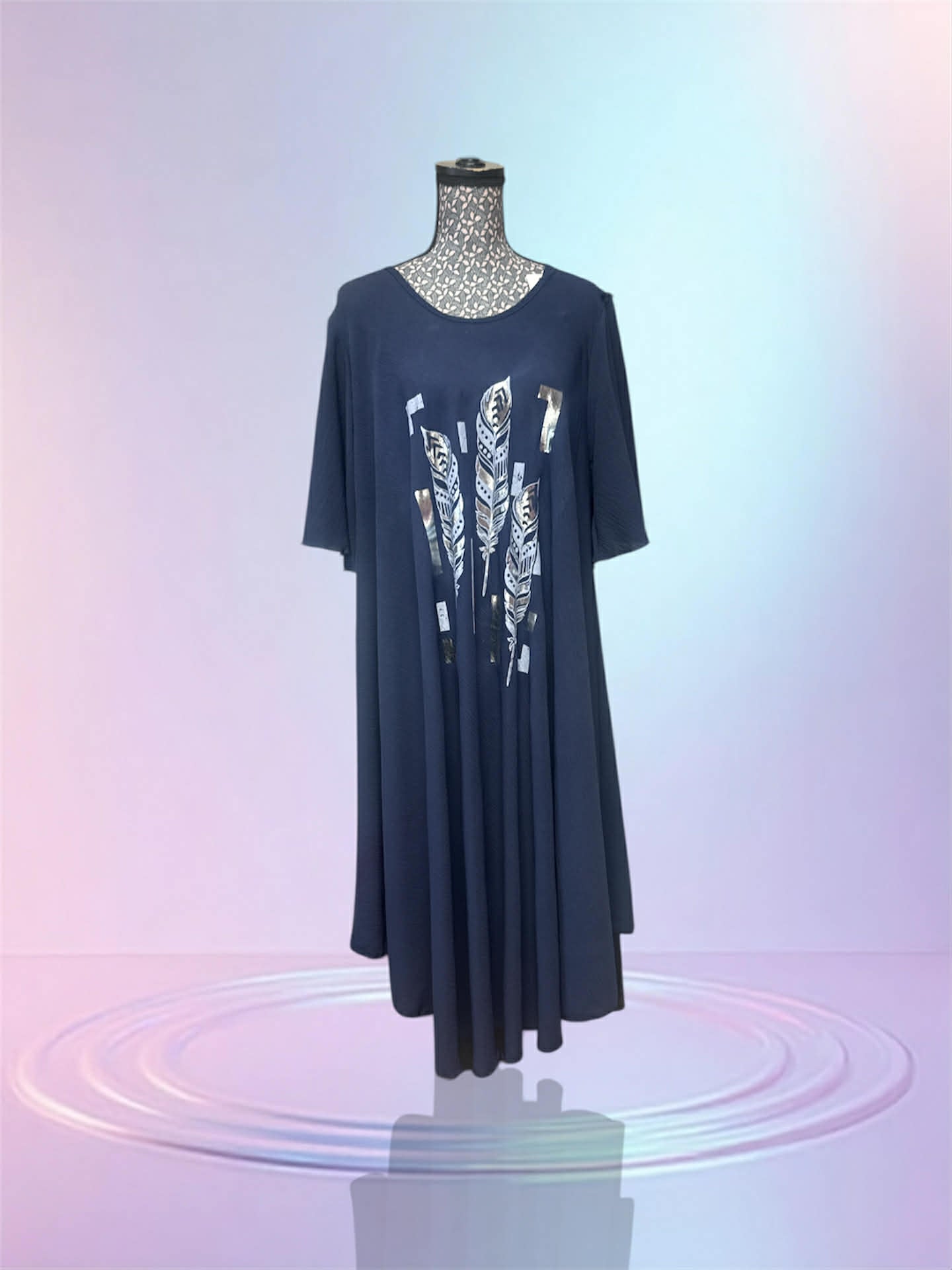 Robe noire plume